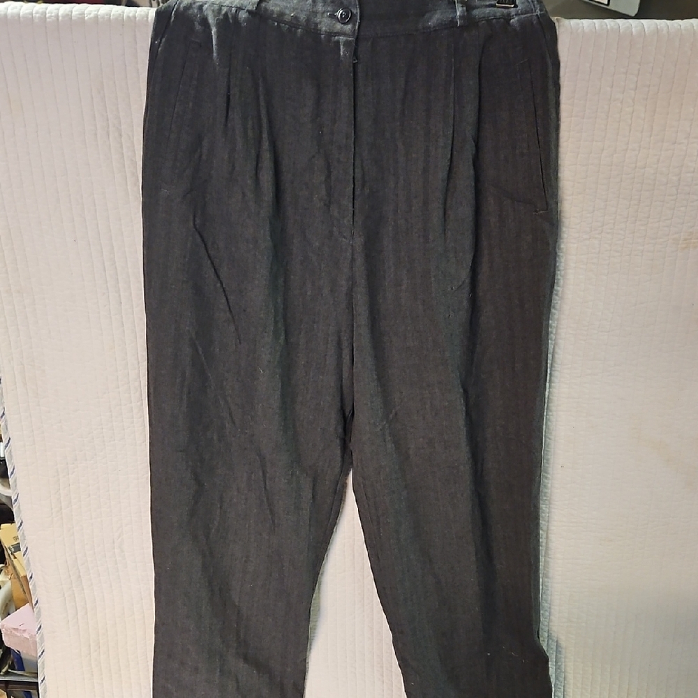 Vintage Women's Black Striped Pants